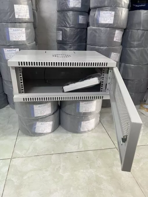 tu rack 4u da nang 2